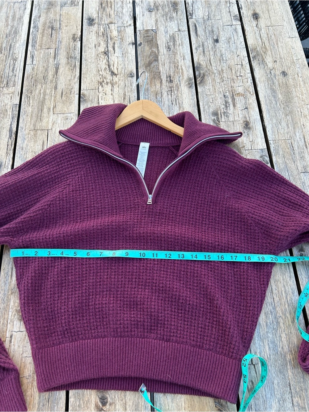 ALO Yoga Cashmere Plush Waffle 1/4 Zip Pullover | Size Small - Picture 9 of 10